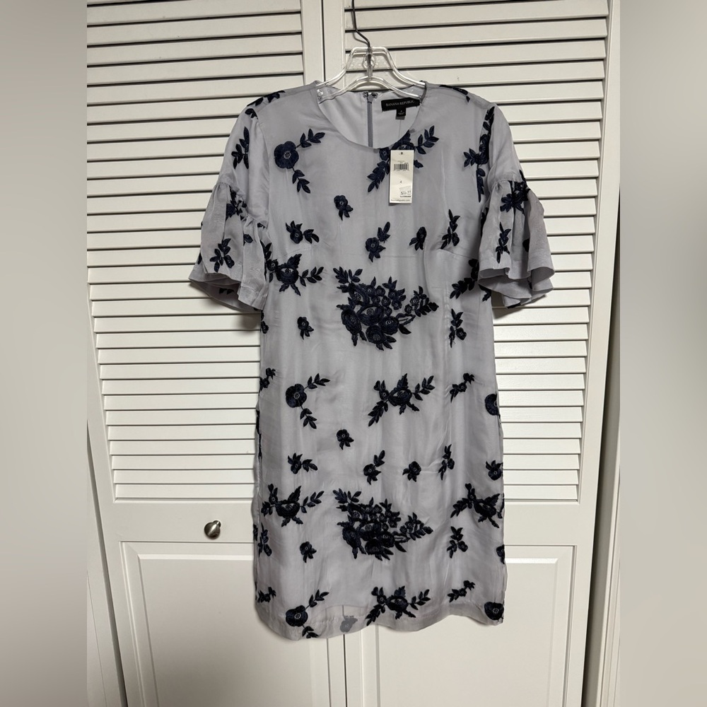 NWT Banana Republic Navy Floral Mini Dress